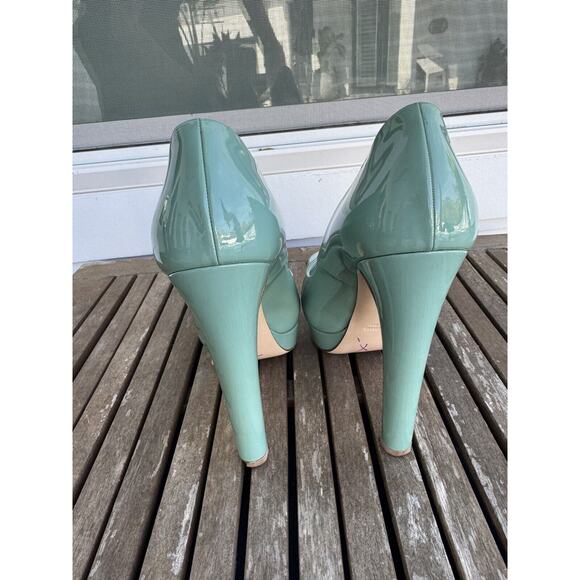 MIU MIU Seafoam Green Patent Leather Peep Toe Platform Pump Heels Size 39 - Picture 6 of 8